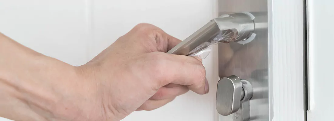 Expert Garage Door Opener Repair and Installation in Pinecrest, FL